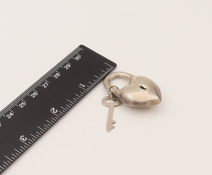 925 Sterling Silver  Vintage Puffed Heart Shaped Lock & Key Pendant  PT21982