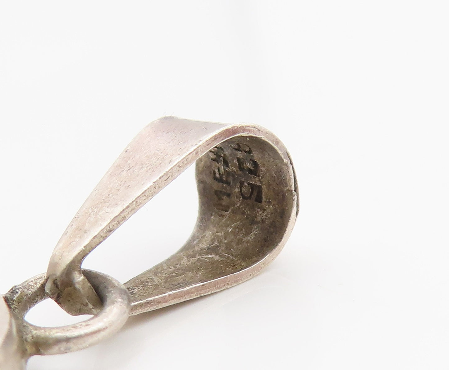 925 Sterling Silver  Vintage Hollow Bear Arrow Animal Motif Pendant  PT19217