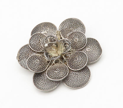 MEXICO 925 Sterling Silver  Vintage Filigree Flower Motif Brooch Pin  BP5897