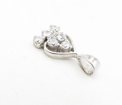 925 Sterling Silver  Vintage Sparkling Cubic Zirconia Heart Pendant  PT6447