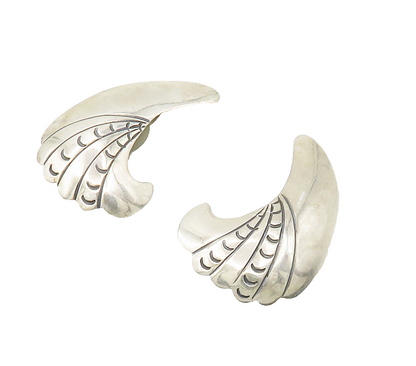 925 Sterling Silver  Vintage Etched Detail Shiny Non Pierce Earrings  EG7743