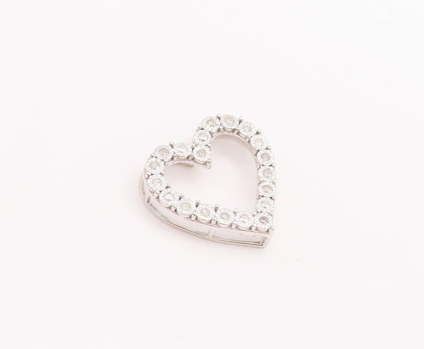 925 Sterling Silver Vintage Pendant Floral Diamonds Inlay Cutout Heart  PT23186