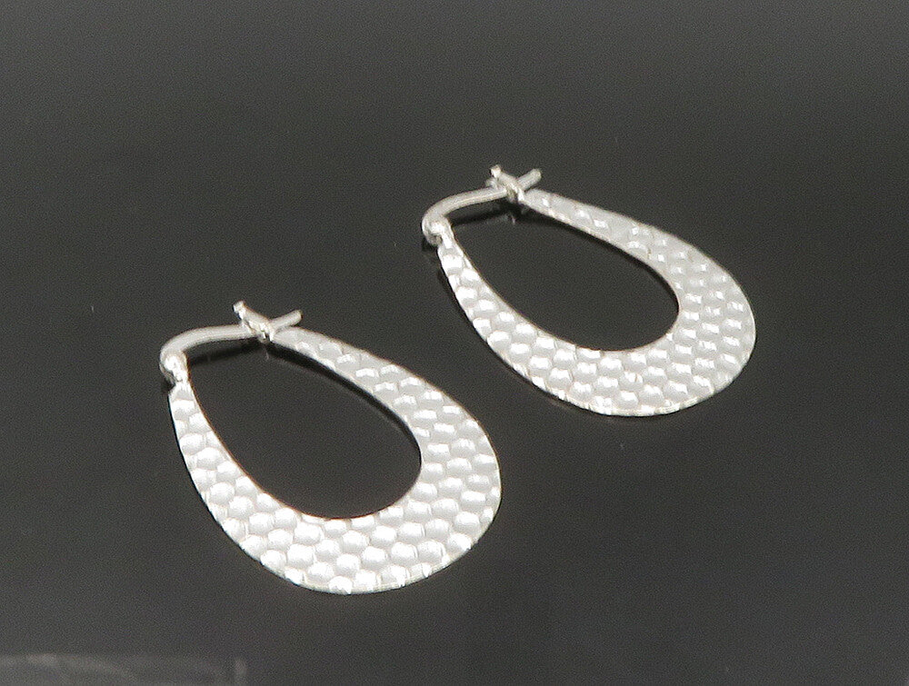 925 Sterling Silver  Vintage Shiny Circle Pattern Hoop Earrings  EG11546