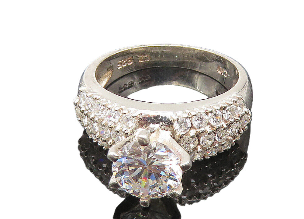 925 Sterling Silver  Cubic Zirconia Solitaire With Accents Ring Sz 6  RG10868