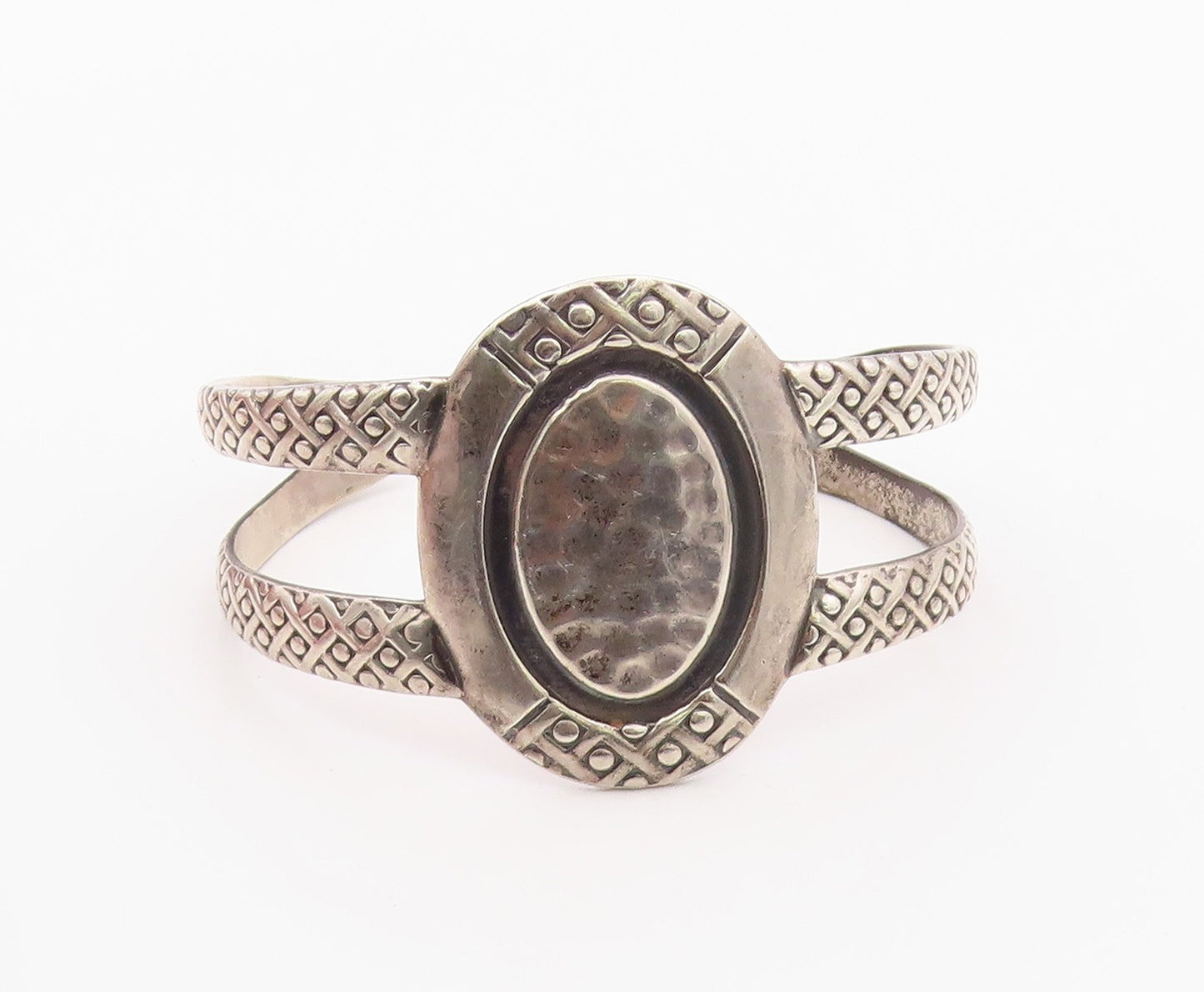 925 Sterling Silver Vintage Bracelet MEXICO Hammered Concho Shield Cuff  BT12138