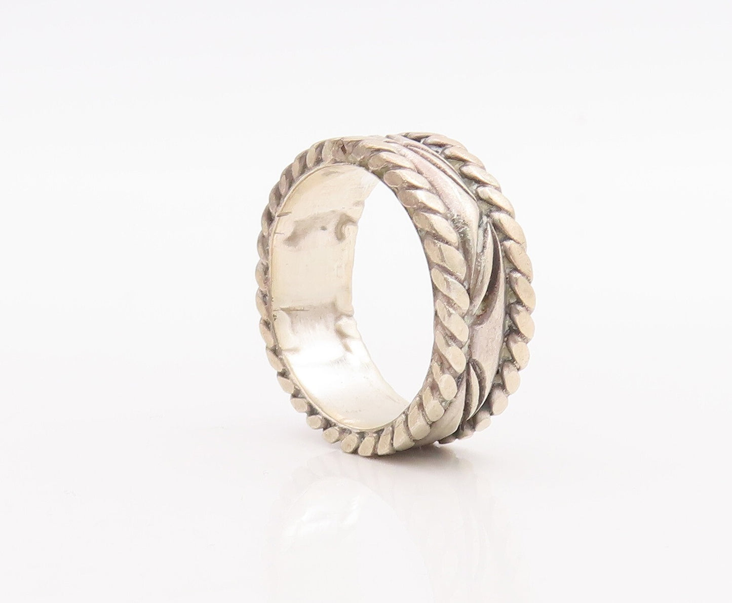 925 Sterling Silver Vintage Ring Solid Bordered Etched Leaves   Sz 10  RG28909