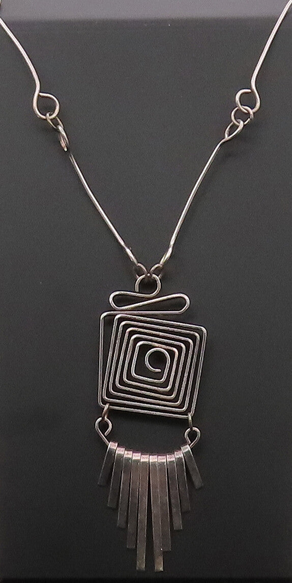 925 Sterling Silver  Vintage Modernist Solid Brutalist Spiral Necklace  NE4124