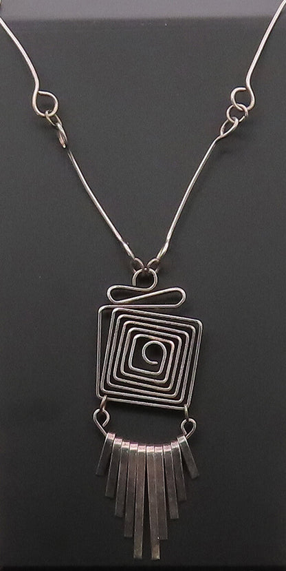 925 Sterling Silver  Vintage Modernist Solid Brutalist Spiral Necklace  NE4124