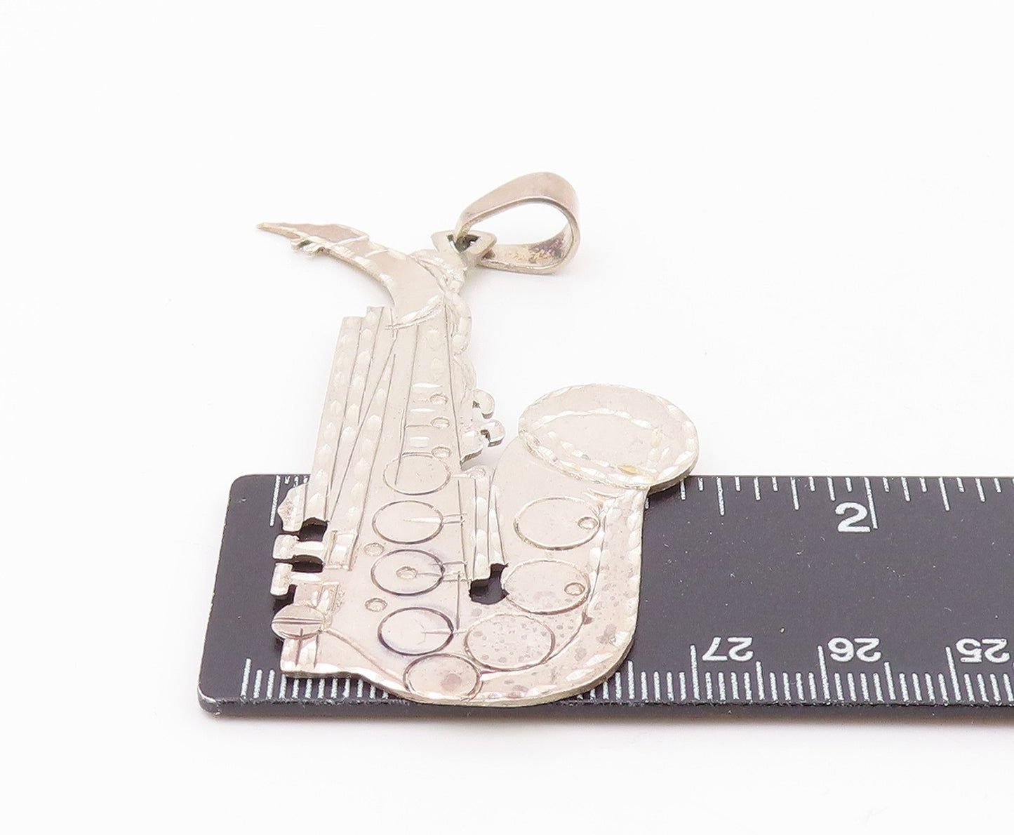 925 Sterling Silver  Vintage Shiny Etched Saxophone Instrument Pendant PT10332