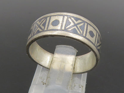 EUROPEAN 925 Silver  Vintage Enamel XO Pattern Tapered Band Ring Sz 8  RG24008