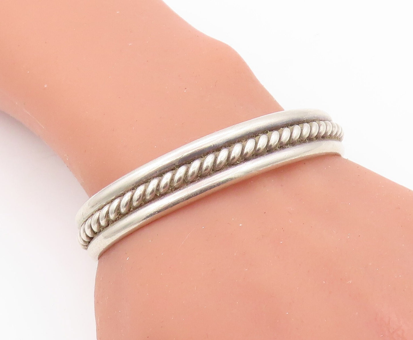 925 Sterling Silver Vintage Bracelet NAVAJO Twisted Rope Carved Cuff  BT10818