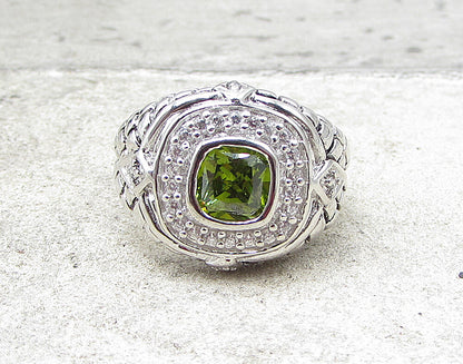 925 Sterling Silver  Peridot & Cubic Zirconia Cocktail Ring Sz 6.5  RG1651