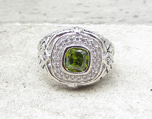 925 Sterling Silver  Peridot & Cubic Zirconia Cocktail Ring Sz 6.5  RG1651