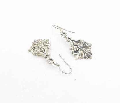 925 Sterling Silver  Vintage Shiny Fluted Swirl Detail Dangle Earrings  EG3690