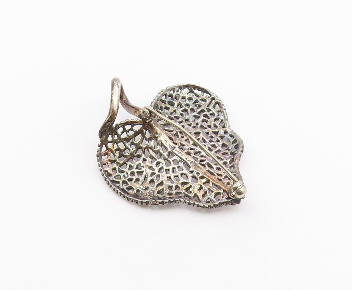 925 Sterling Silver  Vintage Beaded Edge Veined Love Heart Brooch Pin  BP9628
