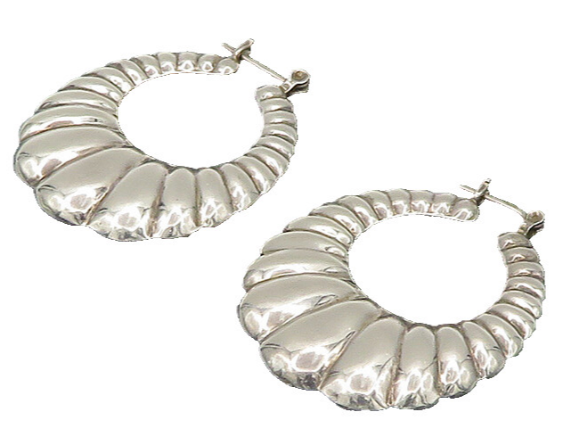 925 Sterling Silver  Vintage Shiny Hollow Scalloped Hoop Earrings  EG11184