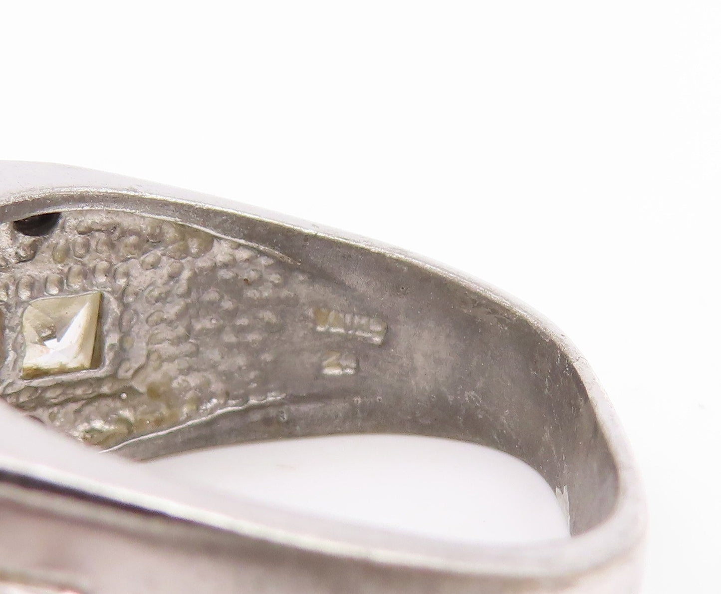 925 Sterling Silver Vintage Ring Triple Row CZ Statement Band  Sz 9  RG34040