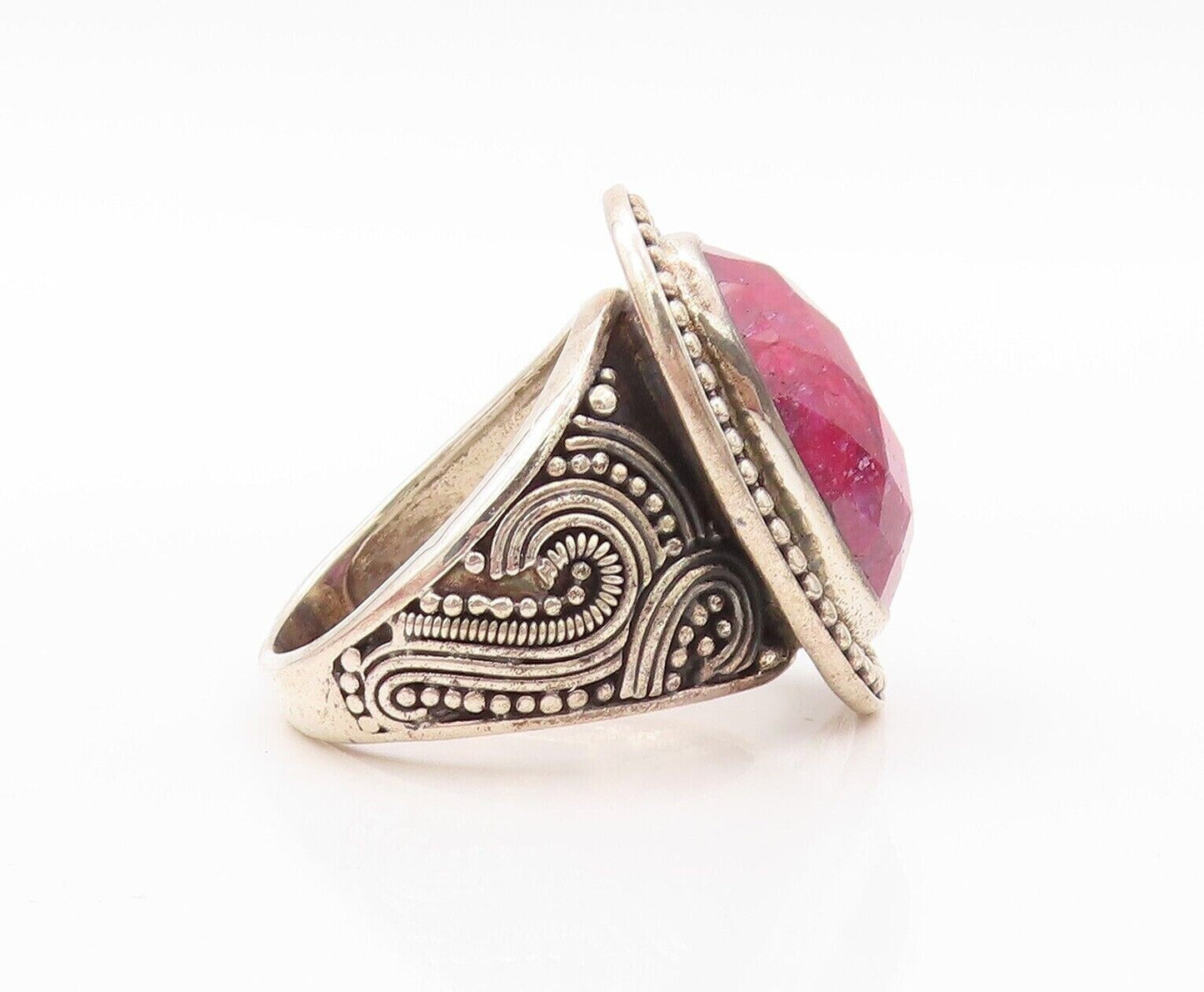 925 Sterling Silver Vintage Ring Oval Red Gemstone Halo Beaded  Sz 8.5  RG30201