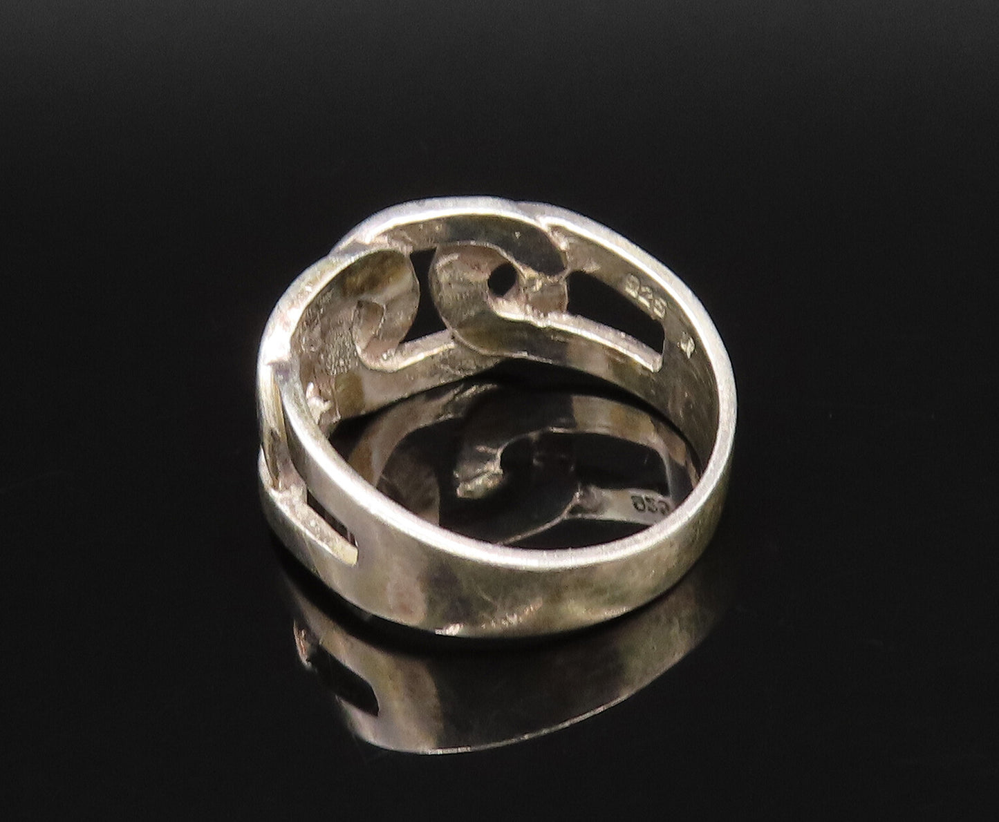 925 Sterling Silver Vintage Interlocking Open Circles Band Ring Sz 9.5 RG25835