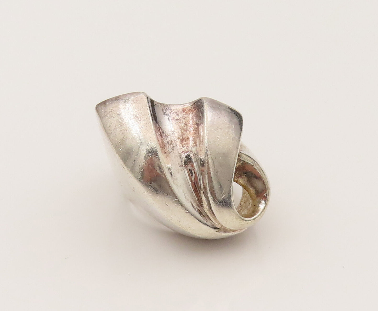CHARLES KRYPELL 925 Silver  Vintage Scalloped Swirl Dome Ring Sz 6  RG26497