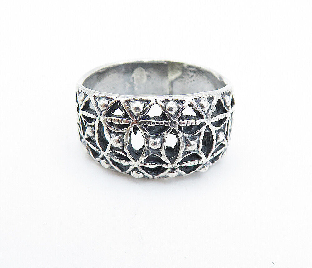 925 Sterling Silver  Vintage Open Pattern Tapered Band Ring Sz 7.5  RG6444
