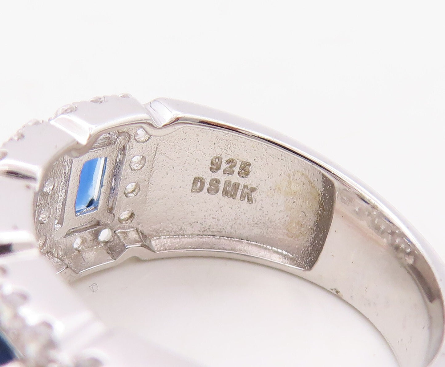 925 Sterling Silver Vintage Ring Rectangle Sapphire Halo CZ Inlay Sz 7.5 RG30817