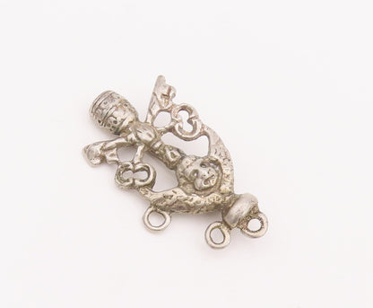 925 Sterling Silver Vintage Brooch Pin Solid Cutout Angel Holing Keys  BP11039