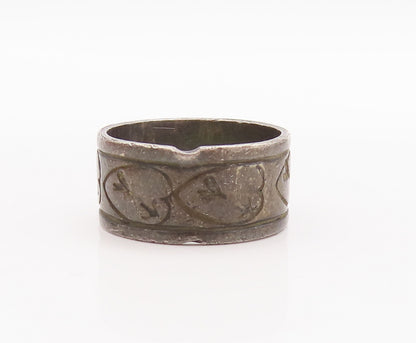 925 Sterling Silver Vintage Ring Antique Etched Hearts & Arrows  Sz 7.5  RG28555