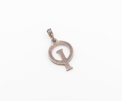 925 Sterling Silver  Vintage Dark Tone Open Circle Petite Pendant  PT19158