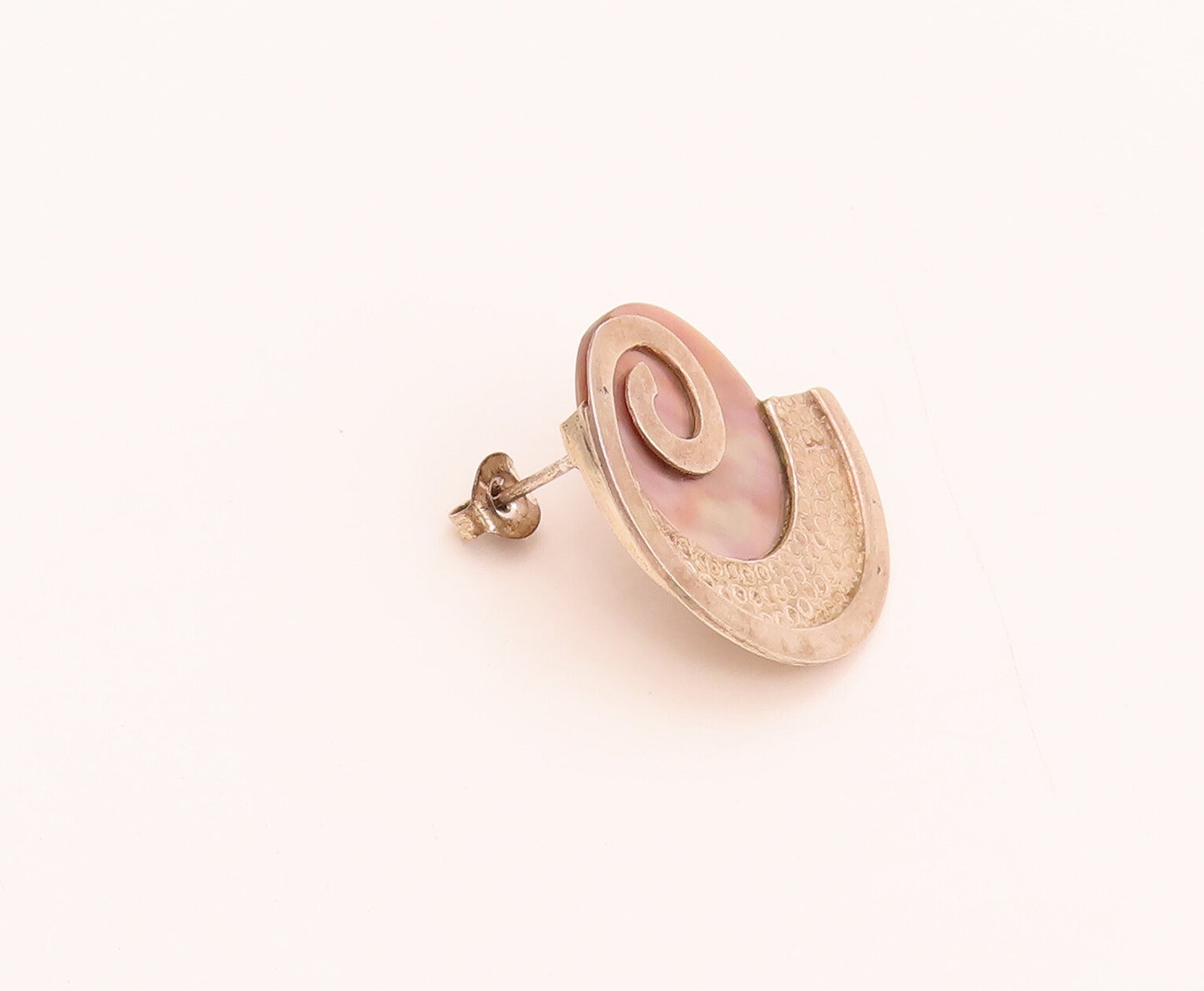 ZEALANDIA 925 Sterling Silver  Vintage Spiral Mother Of Pearl Earrings EG12478
