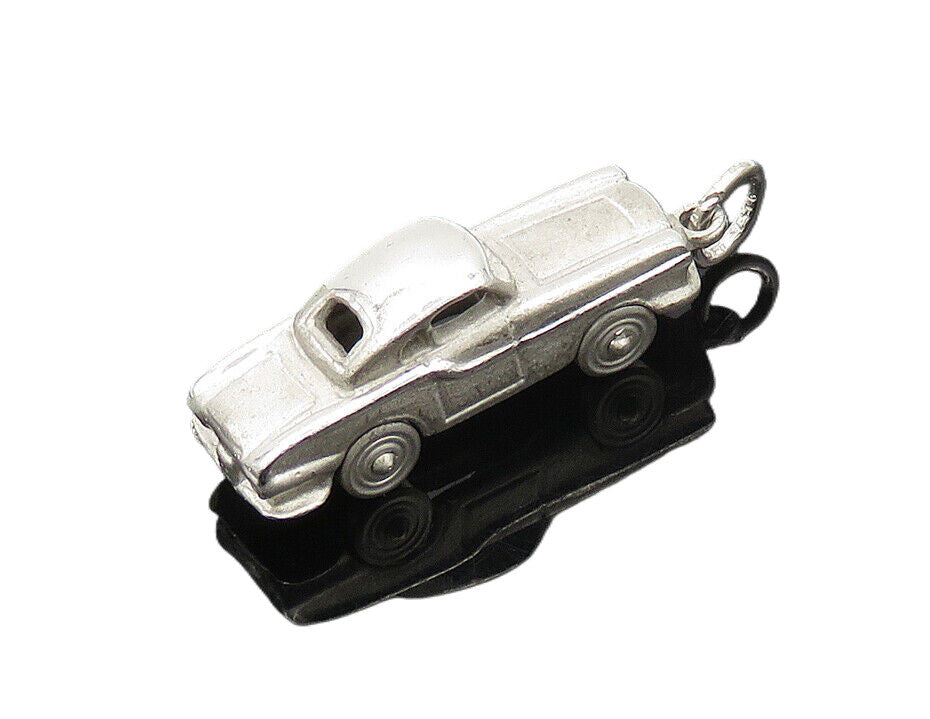 925 Sterling Silver  Vintage Shiny Old Fashioned Car Drop Pendant  PT14923
