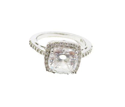 925 Sterling Silver   Cubic Zirconia Solitaire With Accents Ring Sz 8  RG9169