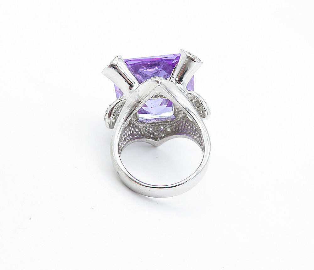 925 Sterling Silver  Sparkling Purple Cubic Zirconia Cocktail Ring Sz 7 RG7286