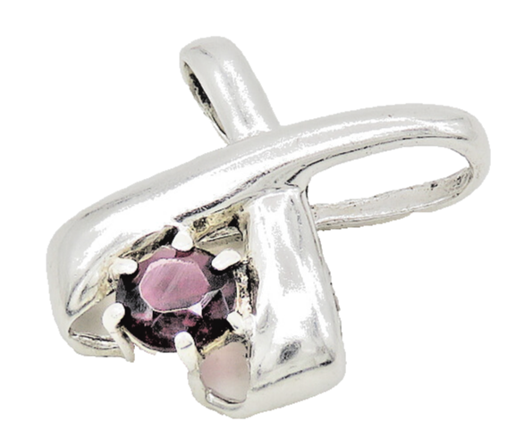 925 Sterling Silver  Vintage Prong Set Garnet Crossed Design Pendant  PT14013