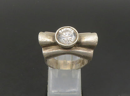 925 Sterling Silver  Vintage Cubic Zirconia Bow Motif Band Ring Sz 8  RG23619