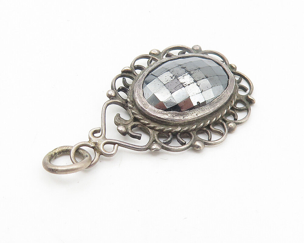 925 Sterling Silver  Vintage Faceted Hematite Swirl Border Pendant  PT8640