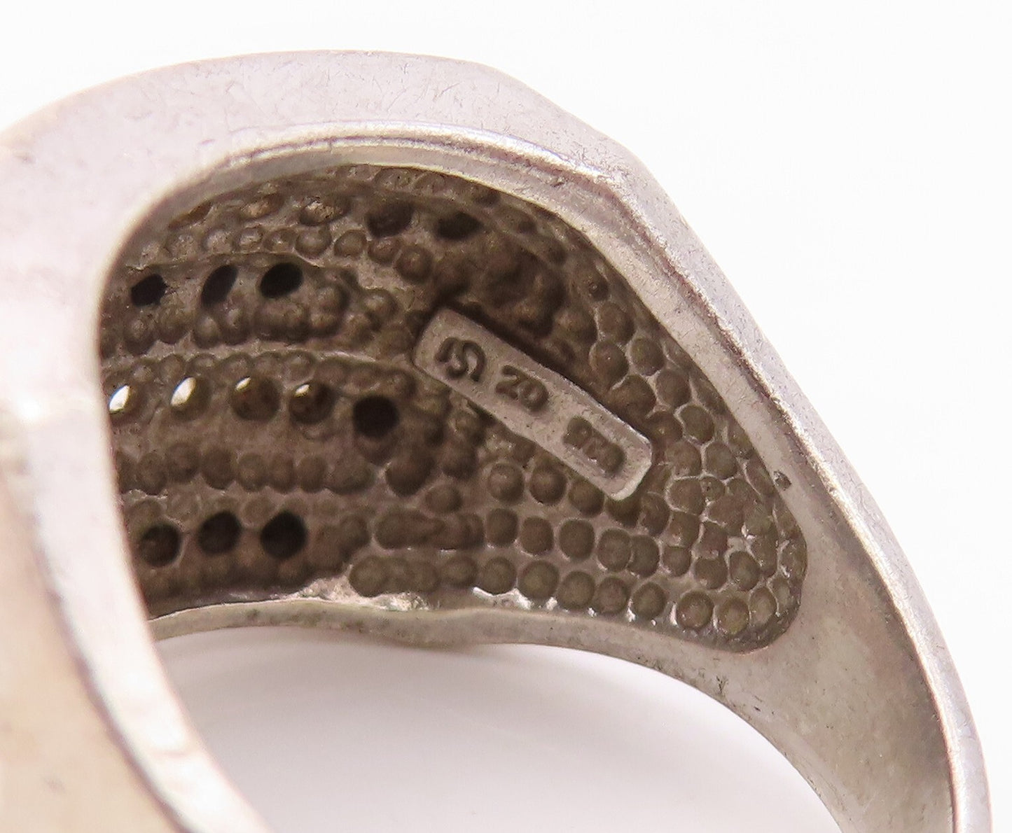 925 Sterling Silver Vintage Ring Cutout Spinel Topaz Inlay Bands Sz 8 RG31841