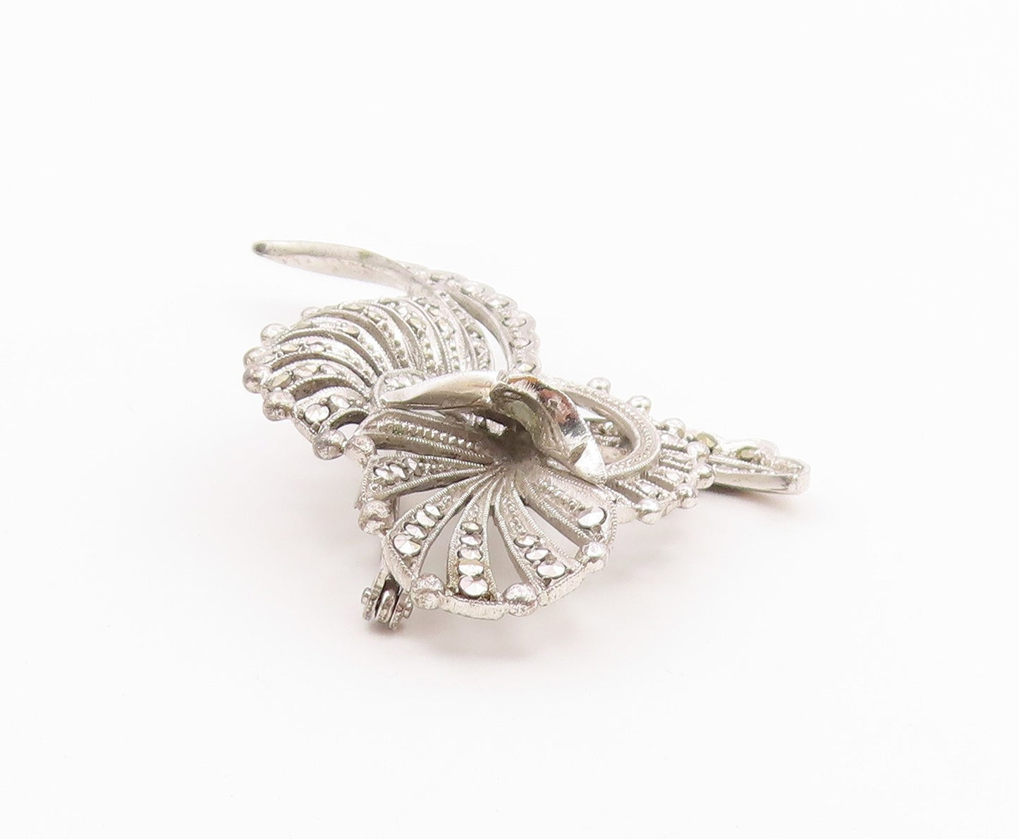 925 Sterling Silver  Vintage Sparkling Swirl Design Brooch Pin  BP5320