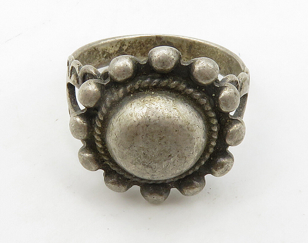 925 Sterling Silver  Vintage Floral Dome Dark Tone Band Ring Sz 6  RG16257