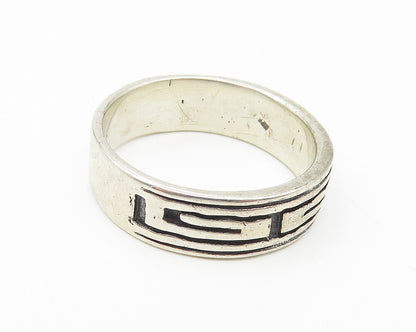 925 Sterling Silver  Vintage Shiny Greek Key Patterned Band Ring Sz 9  RG10705