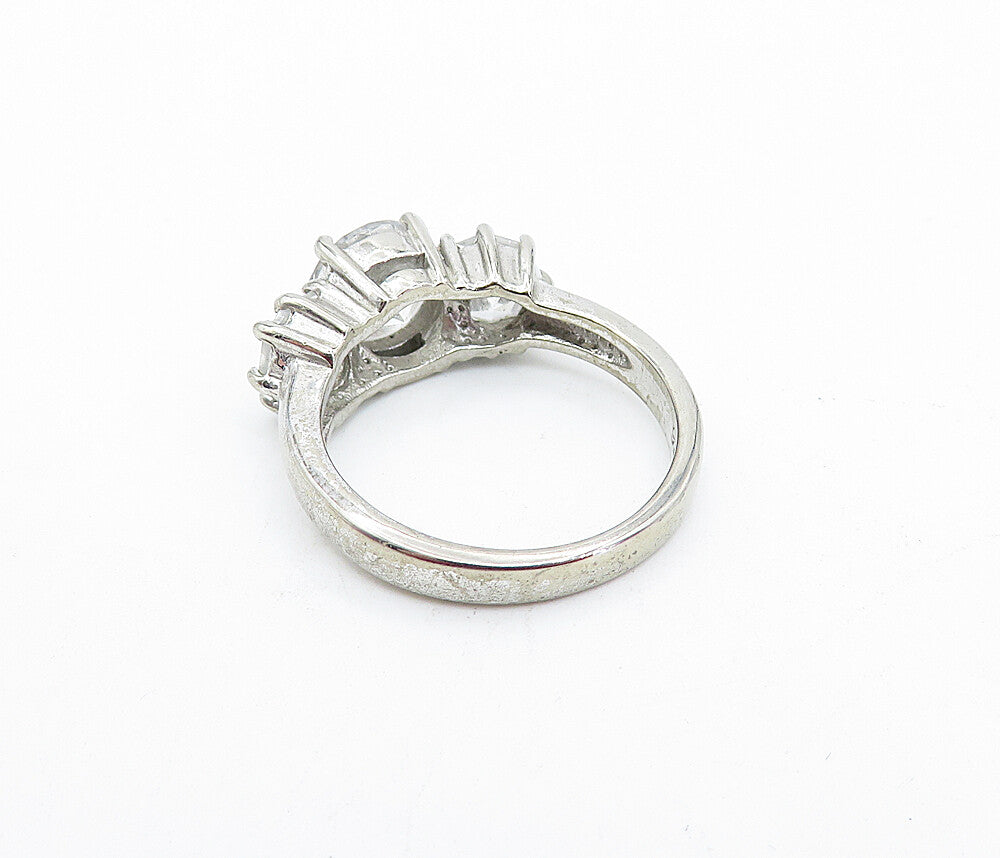 925 Sterling Silver  Vintage Cubic Zirconia 3 Stone Band Ring Sz 7  RG4083