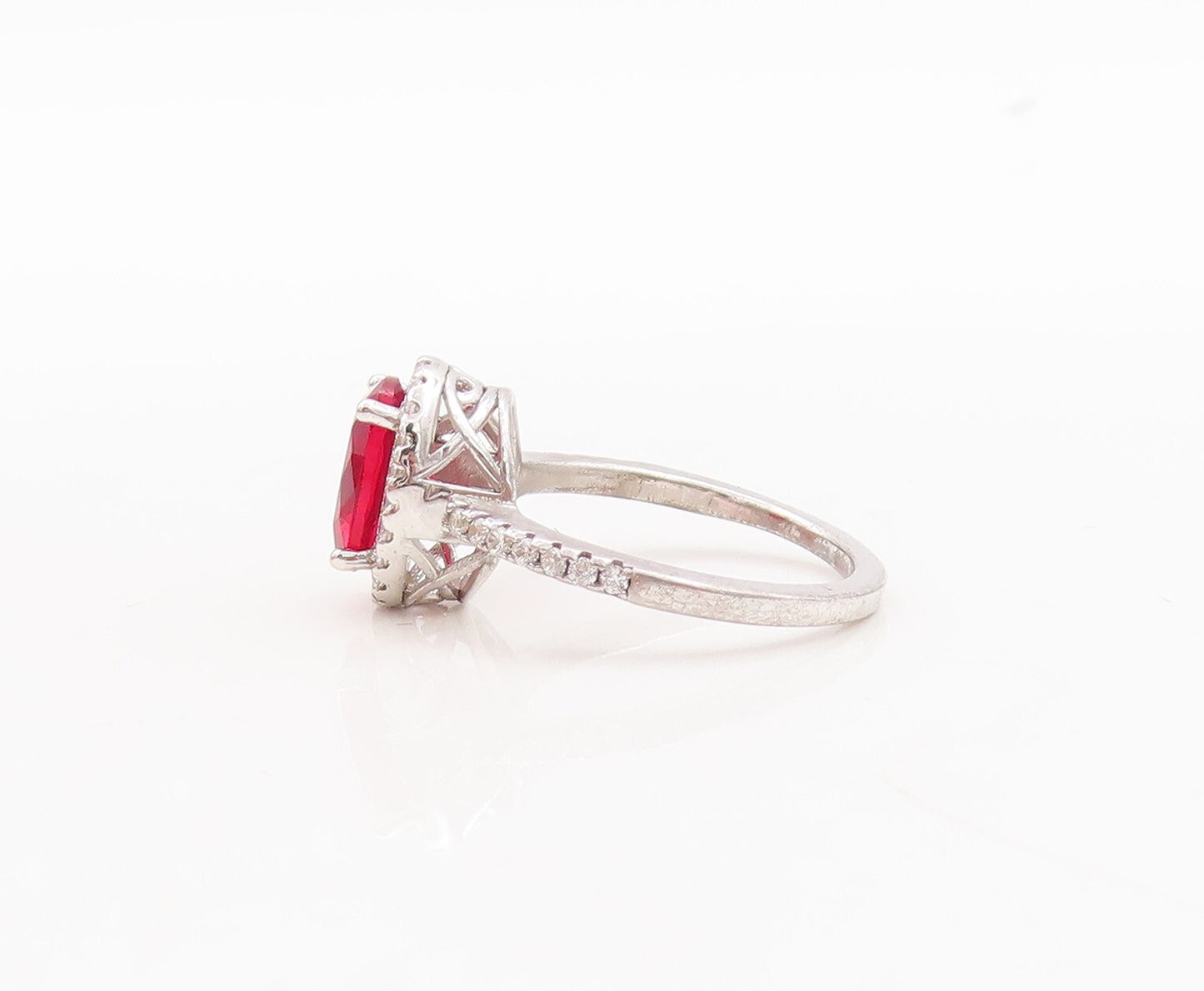 925 Sterling Silver Vintage Ring Oval Cut Red Halo White CZ  Sz 6  RG29759