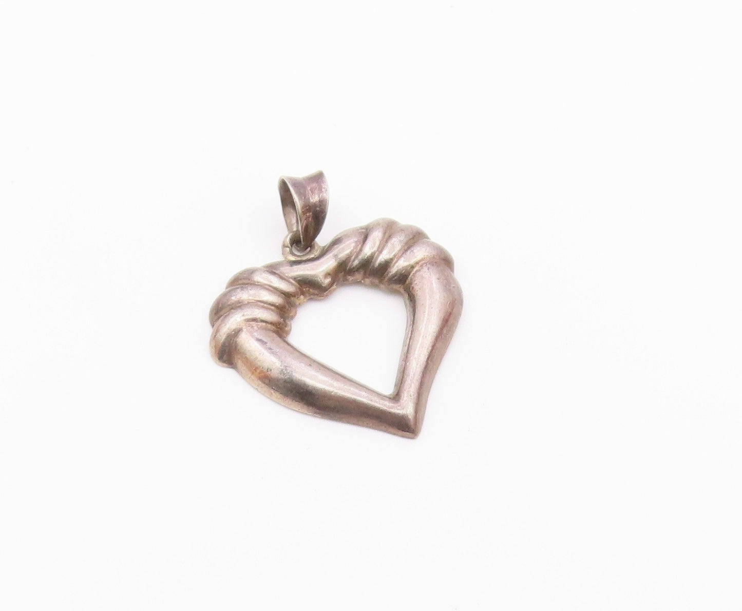 925 Sterling Silver  Vintage Dark Tone Fluted Open Love Heart Pendant  PT9395