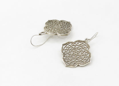 925 Sterling Silver  Vintage Shiny Open Flower Design Dangle Earrings  EG10625