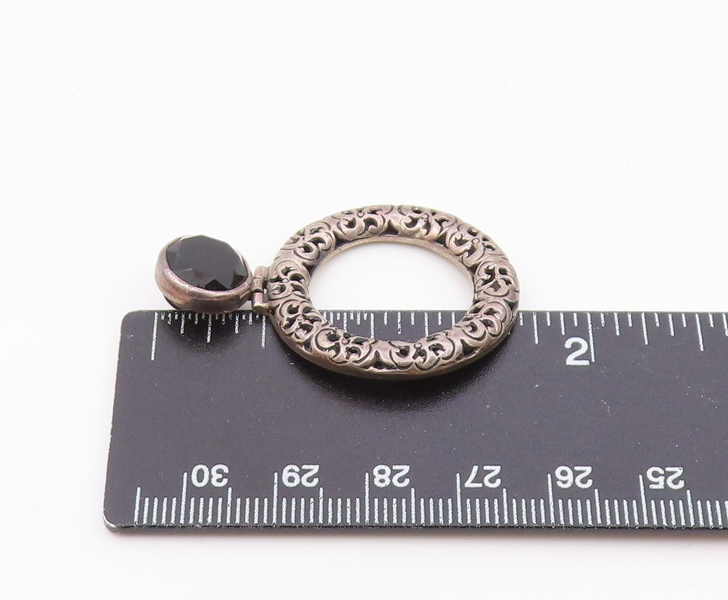 JANICE GIRARDI 925 Silver  Vintage Onyx Swirly Flowers Round Pendant PT22026