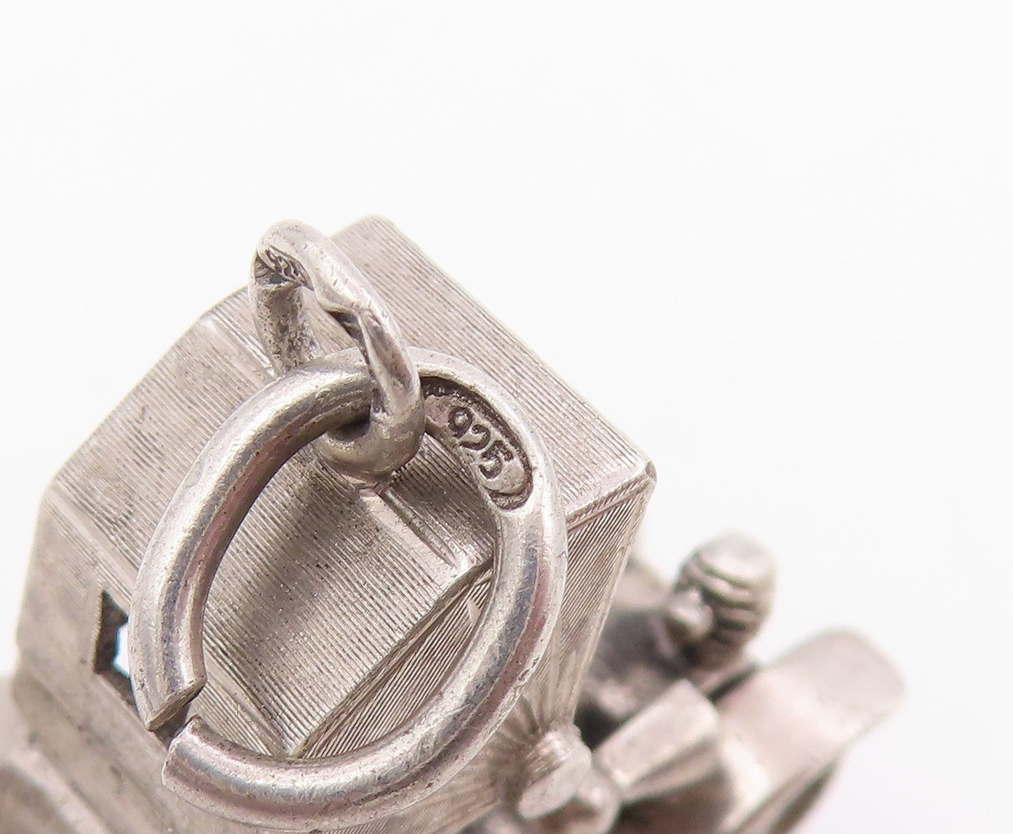 925 Sterling Silver Vintage Pendant 3D Horseless Carriage Car MOVES  PT25759