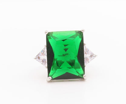 925 Sterling Silver Vintage Ring Rectangle Green & Triangle Cut CZ Sz 8  RG33196