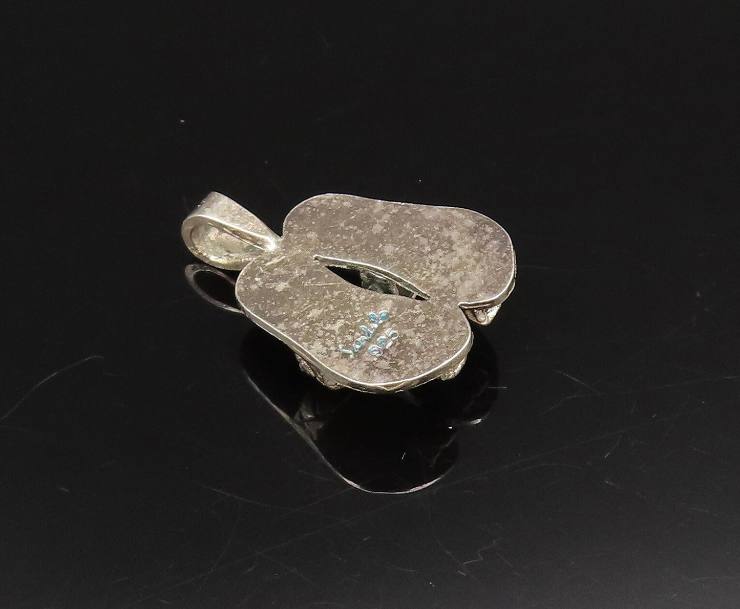 925 Sterling Silver  Vintage Pair Of Toe Loop Sandals Drop Pendant  PT21583