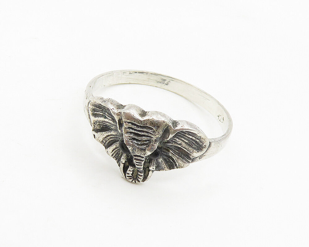 925 Sterling Silver  Vintage Elephant's Head Motif Band Ring Sz 9  RG17593