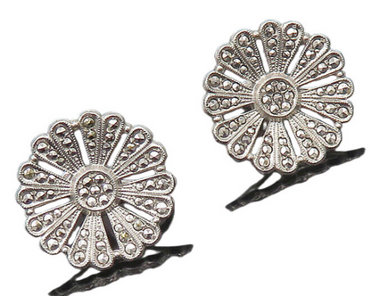 925 Sterling Silver  Vintage Sparkling Flowers Non Pierce Earrings  EG9474